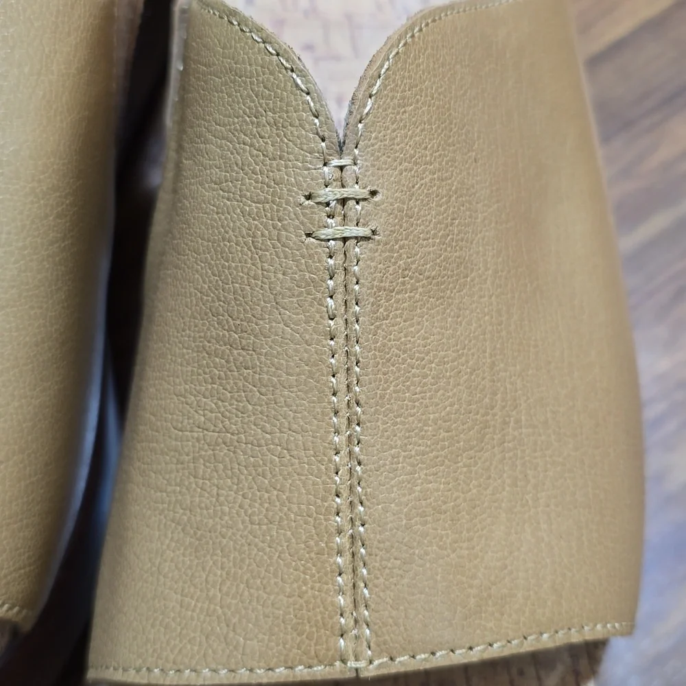 Alegria Triniti Slide Sandals - Fawn